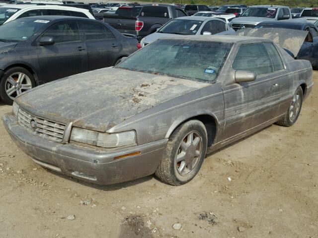 1G6ET1292XU612057 - 1999 CADILLAC ELDORADO T TAN photo 2