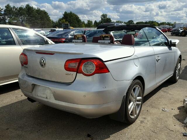 WVWFW7AH1BV005042 - 2011 VOLKSWAGEN EOS GRAY photo 4