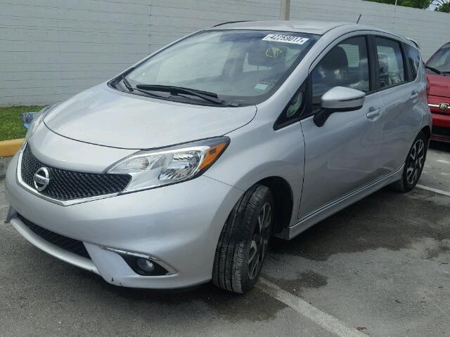 3N1CE2CP3GL405661 - 2016 NISSAN VERSA NOTE GRAY photo 2