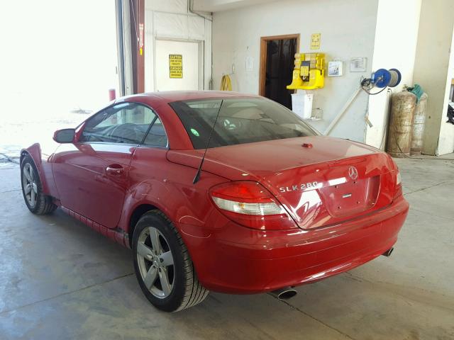 WDBWK54F27F137012 - 2007 MERCEDES-BENZ SLK 280 RED photo 3