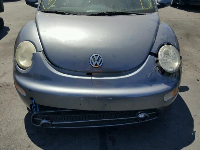 3VWCK31C65M405993 - 2005 VOLKSWAGEN NEW BEETLE 银色 照片 9