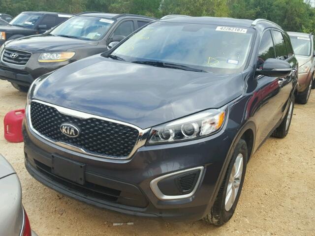 5XYPG4A38GG054841 - 2016 KIA SORENTO LX GRAY photo 2