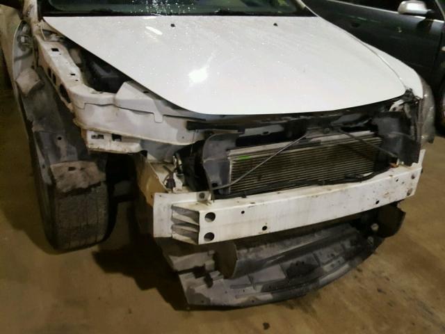 1G1ZG57B29F119890 - 2009 CHEVROLET MALIBU LS WHITE photo 9