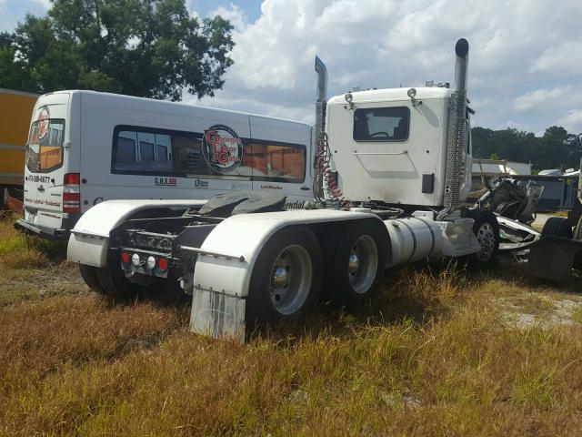 1XKZDP9X9GJ113913 - 2016 KENWORTH CONSTRUCTI WHITE photo 4