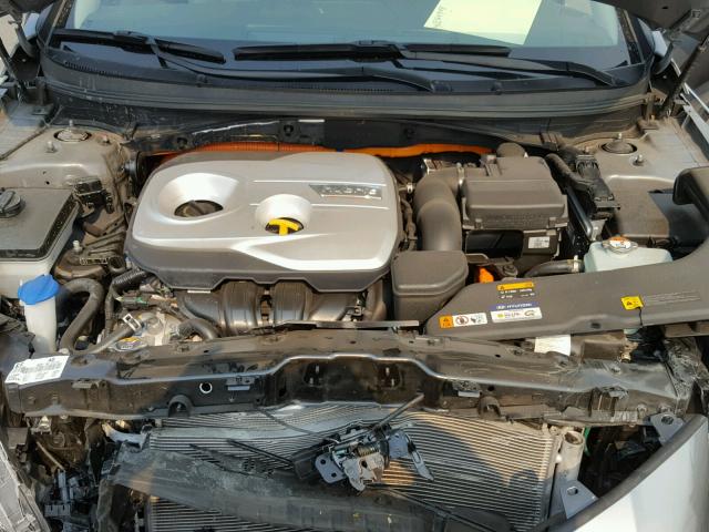 KMHE54L21HA072743 - 2017 HYUNDAI SONATA PLU GRAY photo 7