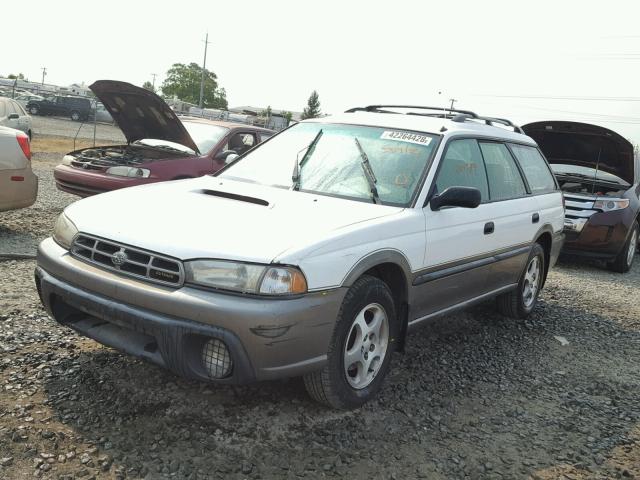 4S3BG6858W7642022 - 1998 SUBARU LEGACY 30T WHITE photo 2