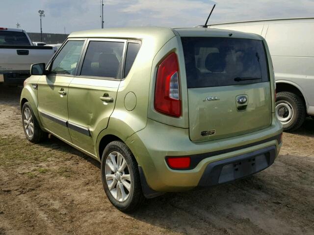 KNDJT2A55D7566783 - 2013 KIA SOUL GREEN photo 3