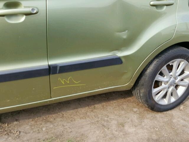 KNDJT2A55D7566783 - 2013 KIA SOUL GREEN photo 9