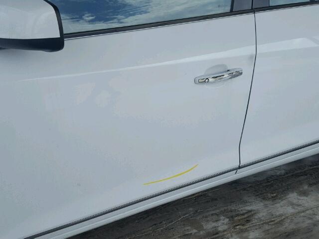 1G4GA5EC9BF236928 - 2011 BUICK LACROSSE WHITE photo 9