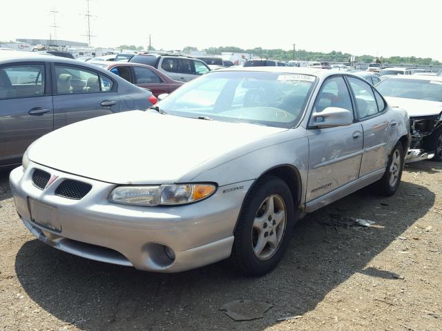 1G2WP52K0WF281325 - 1998 PONTIAC GRAND PRIX Сріблястий фото 2
