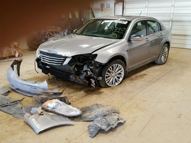 1C3CCBCG7DN631740 - 2013 CHRYSLER 200 SILVER photo 2