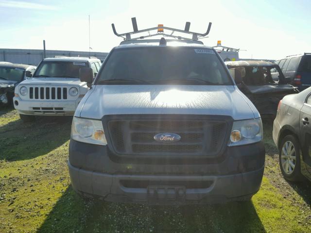 1FTRF122X8KB62812 - 2008 FORD F150 WHITE photo 9