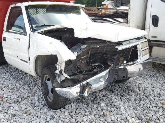 1GDJC34R0YF472936 - 2000 GMC SIERRA C35 WHITE photo 9