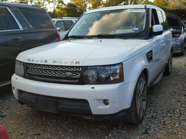 SALSK2D4XCA751609 - 2012 LAND ROVER RANGE ROVE WHITE photo 2