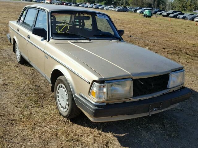 YV1AX8846J1293107 - 1988 VOLVO 244 DL GOLD photo 1