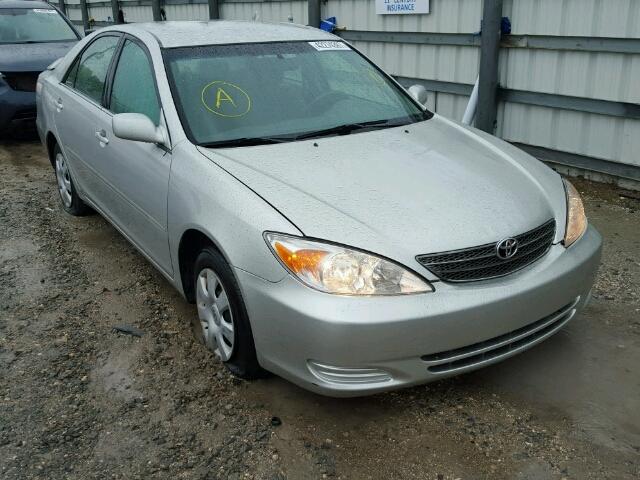 4T1BE32K23U181668 - 2003 TOYOTA CAMRY LE SILVER photo 1