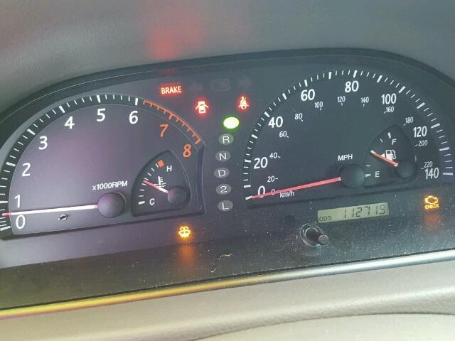 4T1BE32K23U181668 - 2003 TOYOTA CAMRY LE ვერცხლისფერი ფოტო 8