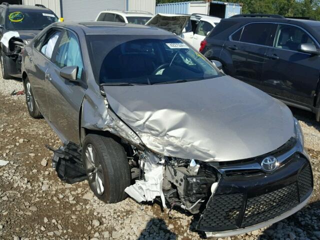 4T1BF1FKXFU083200 - 2015 TOYOTA CAMRY LE 金色 照片 9