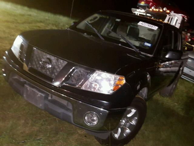 1N6AD0ER2AC430979 - 2010 NISSAN FRONTIER BLACK photo 2