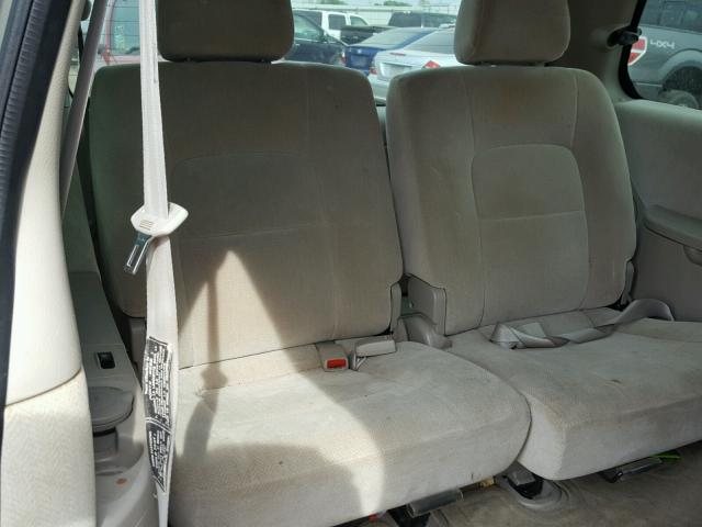 KNDUP131446593887 - 2004 KIA SEDONA EX BEIGE photo 9