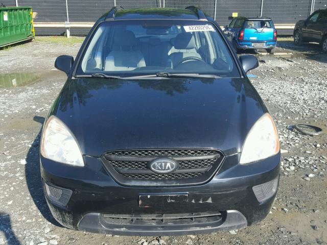 KNAFG525277079603 - 2007 KIA RONDO BASE BLACK photo 9