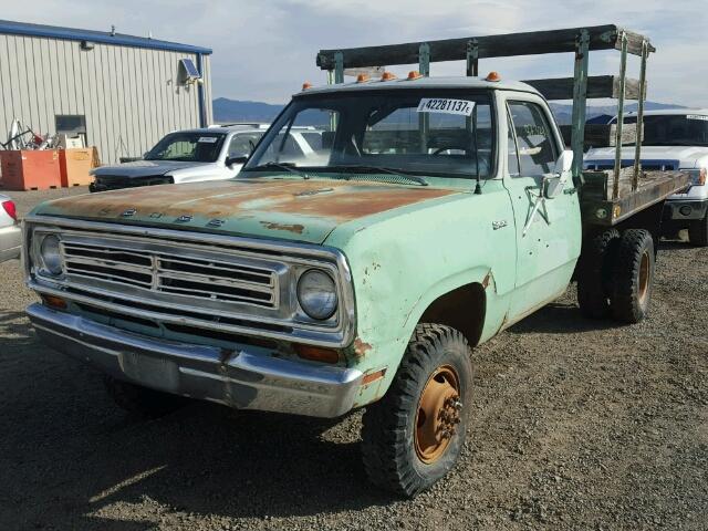 W31BF3S108656 - 1973 DODGE RAM TRUCK GREEN photo 2