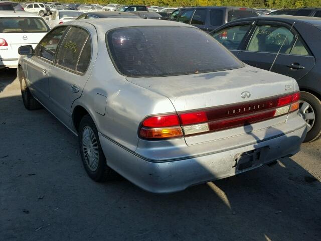 JNKCA21DXVT511162 - 1997 INFINITI I30 SILVER photo 3