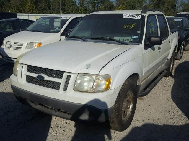 1FMZU67K94UB43173 - 2004 FORD EXPLORER S WHITE photo 2