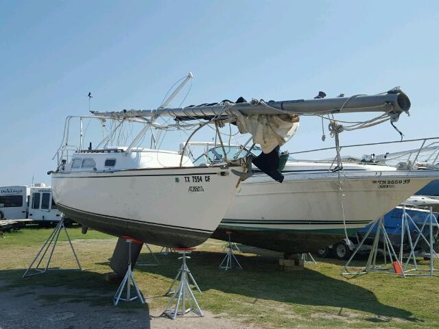 228 - 1971 RANGE ROVER BOAT WHITE photo 1