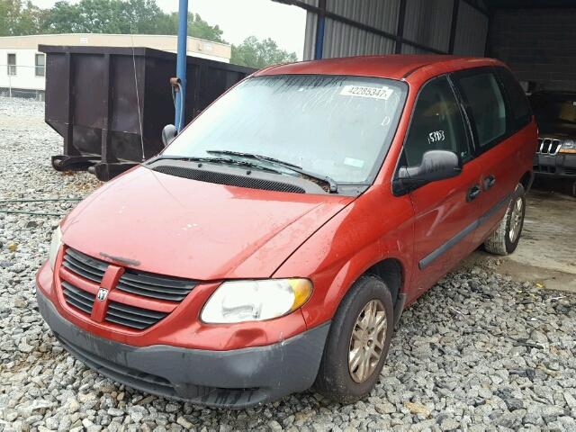 1D4GP25B85B391347 - 2005 DODGE CARAVAN SE RED photo 2