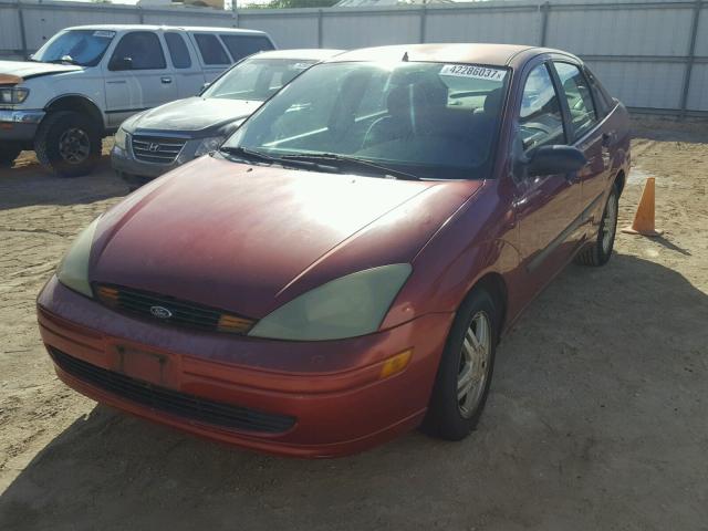 1FAFP33P44W174162 - 2004 FORD FOCUS LX RED photo 2