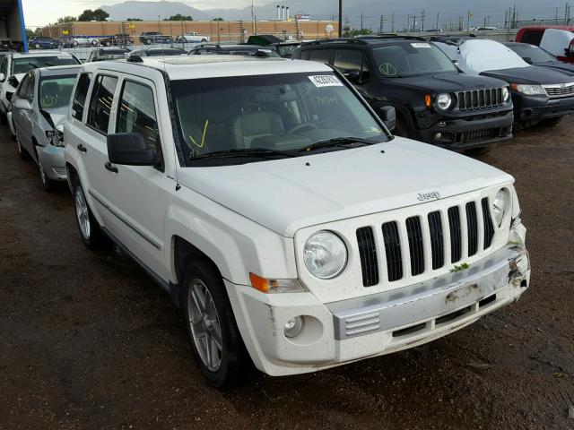 1J8FT48W58D711661 - 2008 JEEP PATRIOT LI WHITE photo 1