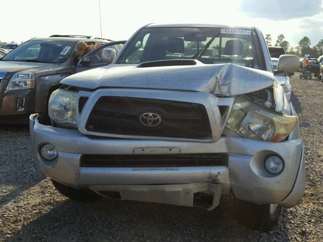 5TEUU42N96Z277793 - 2006 TOYOTA TACOMA ACC SILVER photo 9