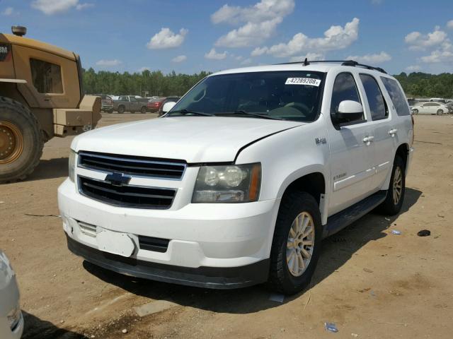 1GNFK13509R102416 - 2009 CHEVROLET TAHOE HYBR WHITE photo 2