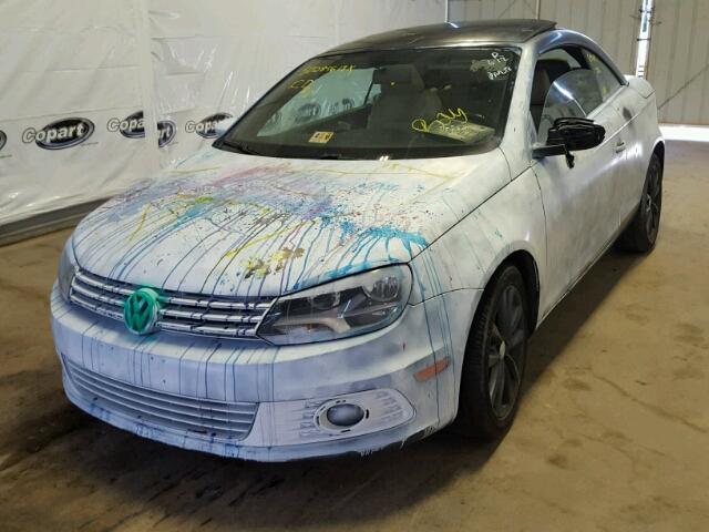 WVWBW7AH0CV001757 - 2012 VOLKSWAGEN EOS KOMFOR 白色 照片 2