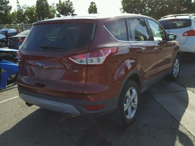 1FMCU0G74FUB65115 - 2015 FORD ESCAPE SE RED photo 4