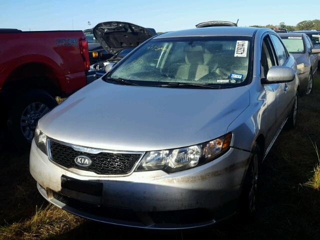 KNAFT4A28D5677411 - 2013 KIA FORTE LX SILVER photo 2