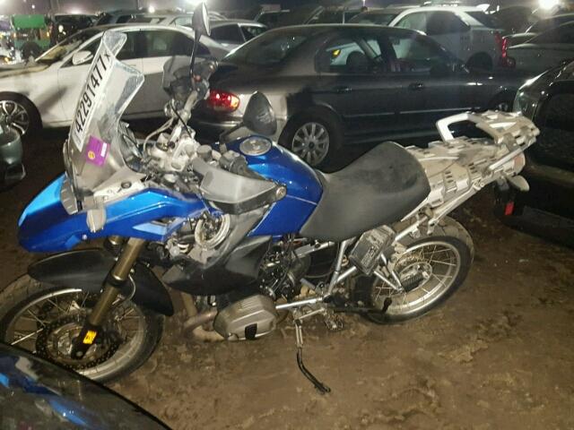 WB1046003CZX52733 - 2012 BMW R1200 蓝色 照片 2