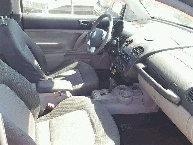 3VWCK31C85M402870 - 2005 VOLKSWAGEN NEW BEETLE 黑色 照片 5