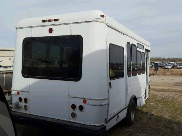 1FDXE45P76DB03507 - 2006 FORD ECONOLINE WHITE photo 4