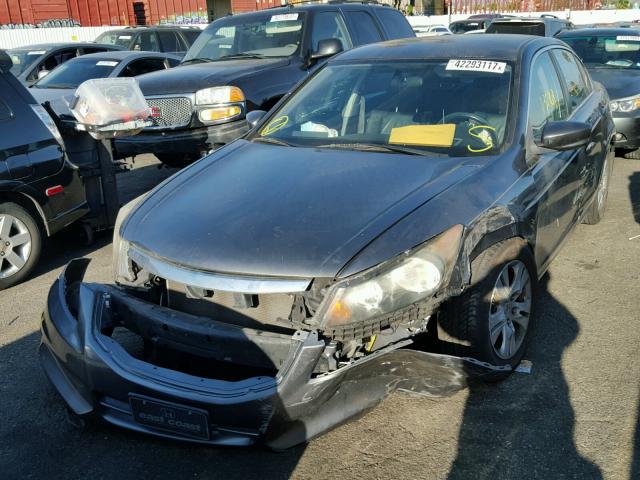 1HGCP2F65BA012207 - 2011 HONDA ACCORD SE GRAY photo 2