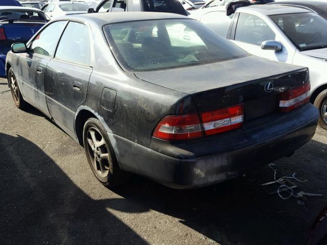 JT8BF28G510326817 - 2001 LEXUS ES 300 BLACK photo 3