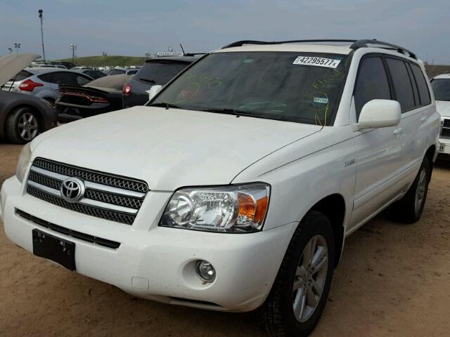 JTEEW21A360003390 - 2006 TOYOTA HIGHLANDER WHITE photo 2