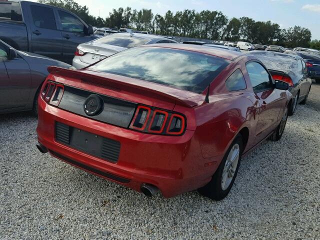 1ZVBP8AM5D5277415 - 2013 FORD MUSTANG RED photo 4