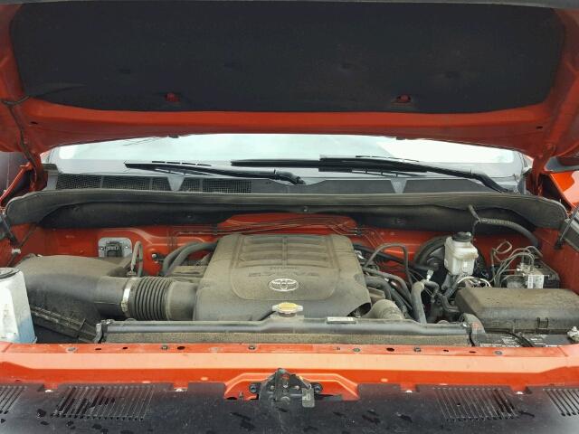 5TFUW5F14GX494832 - 2016 TOYOTA TUNDRA ORANGE photo 7