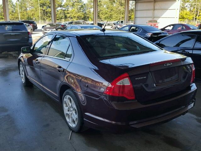 3FAHP0HA3BR327383 - 2011 FORD FUSION SE MAROON photo 3