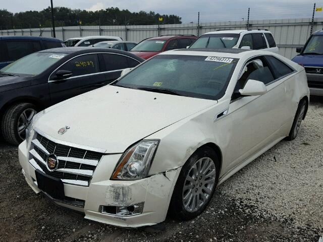 1G6DL1ED1B0111138 - 2011 CADILLAC CTS PERFOR WHITE photo 2