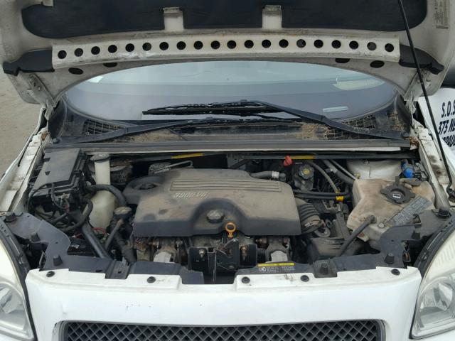 1GBDV131X8D167083 - 2008 CHEVROLET UPLANDER I 白色 照片 7