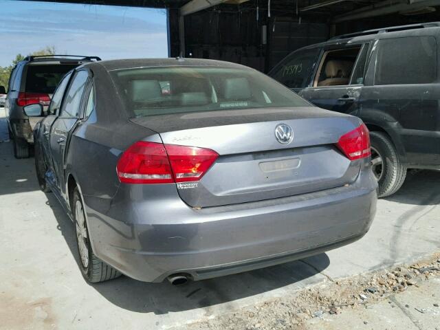 1VWAP7A31DC018557 - 2013 VOLKSWAGEN PASSAT S GRAY photo 3