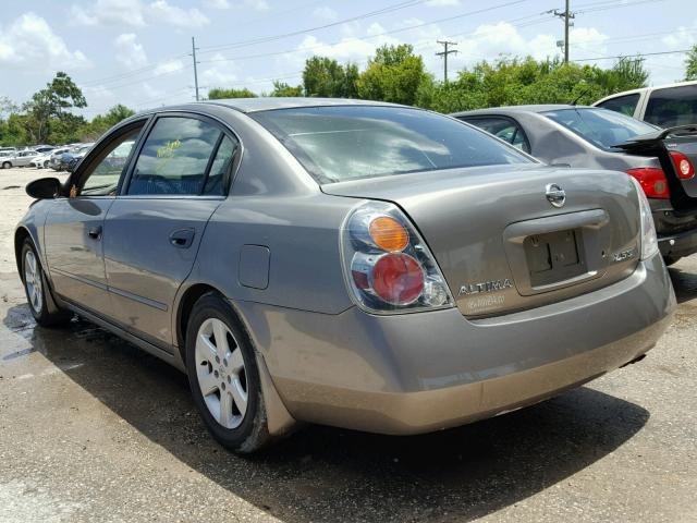 1N4AL11D32C292334 - 2002 NISSAN ALTIMA BAS BROWN photo 3